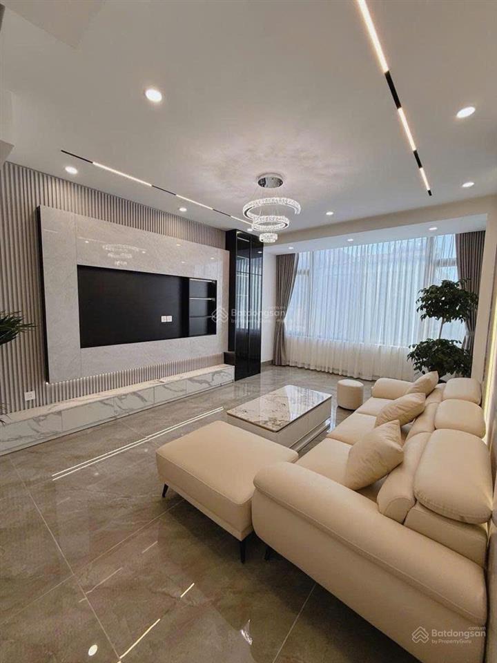 Cho thuê nhà nguyên căn hồ tùng mậu 65m² x 6 tầng 6p thang máy nhận ngay