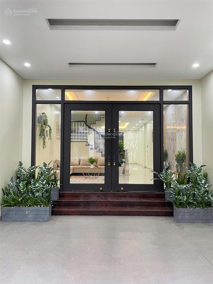 Cho thuê nhà xuân la phân lô ô tô tránh dt 65m2, 5 tầng, 6pn, 17 triệu/th nhận nhà ngay