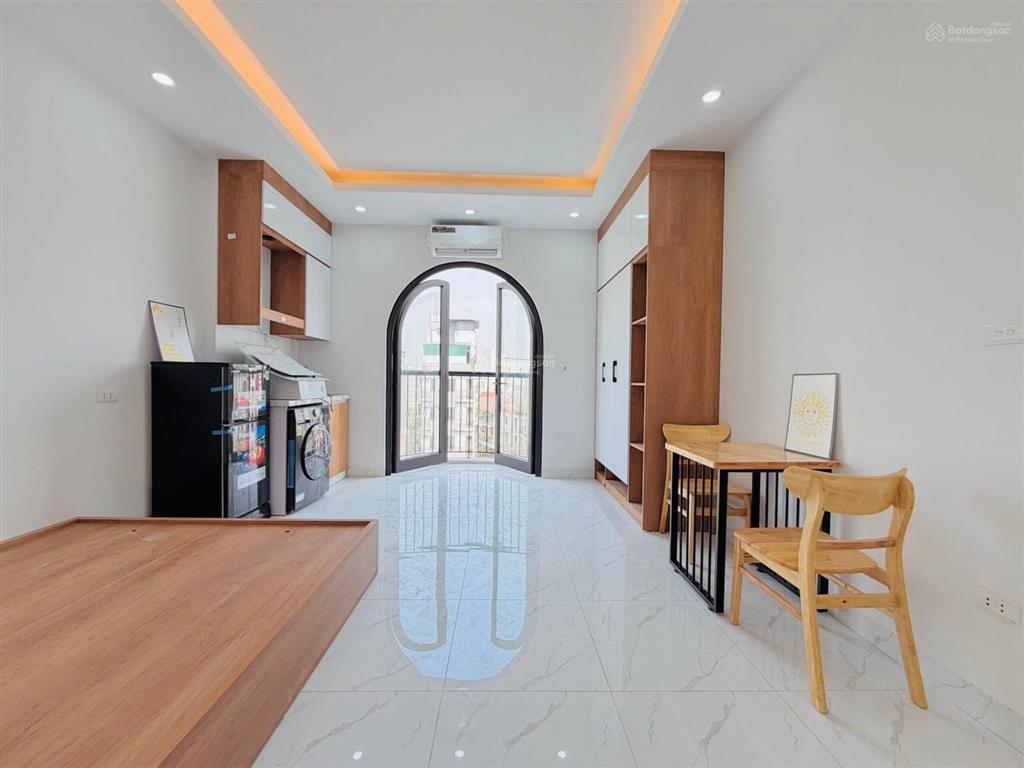 Cho thuê chdv tại cầu diễn  full nội thất  vào ở ngay  dt 30m2  3,7 triệu