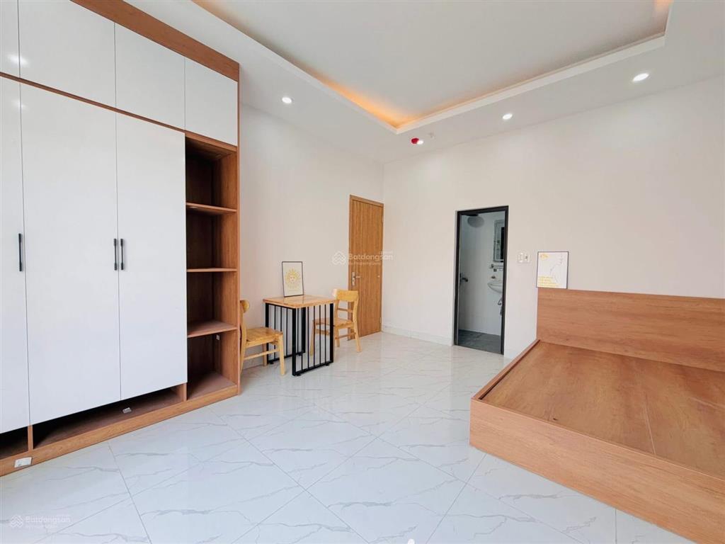 Cho thuê chdv tại cầu diễn  full nội thất  vào ở ngay  dt 30m2  3,7 triệu