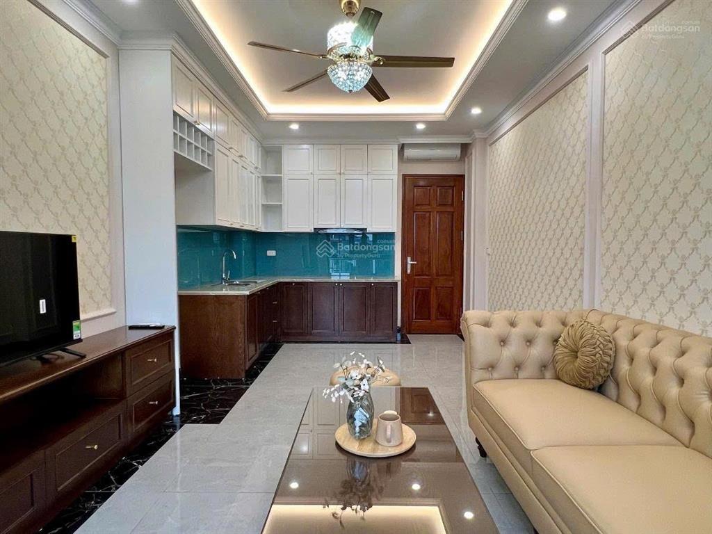 Cho thuê nhà xuân phương, trịnh văn bô, dt 55m2 x 5 tầng thang máy 5pn full đồ ở ngay 16 triệu/th
