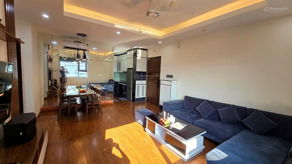 Cho thuê căn hộ flc garden city  căn góc dt 66m2 2 ngủ 2 wc full đồ