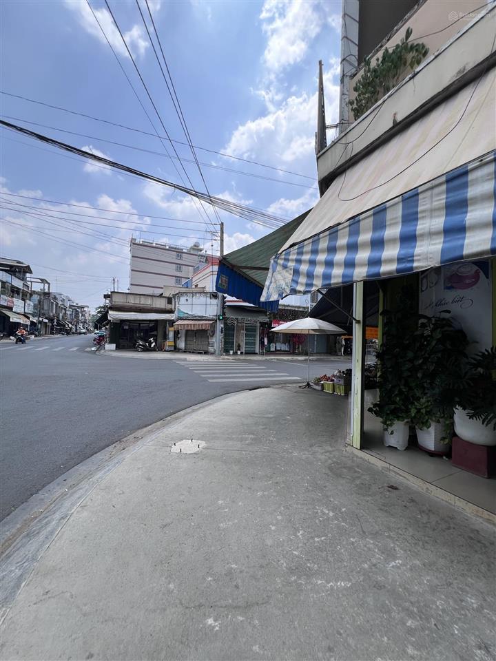 Bán np 2 tầng tại nguyễn văn cừ, 13 tỷ, 82.8m2, mặt tiền 13m, pháp lý đầy đủ