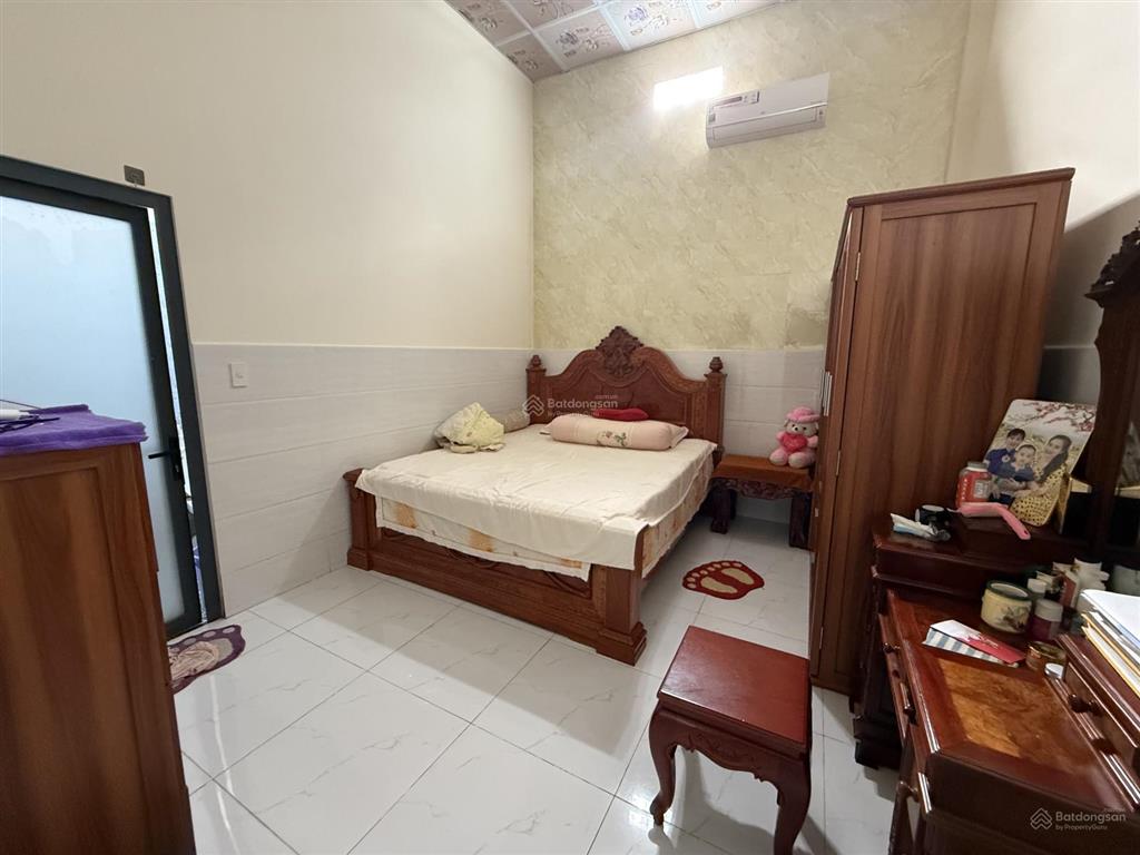 Bán nhà riêng tại tổ 5, ấp suối lớn, giá tốt, 260m2, đẹp, nhiều tiện ích