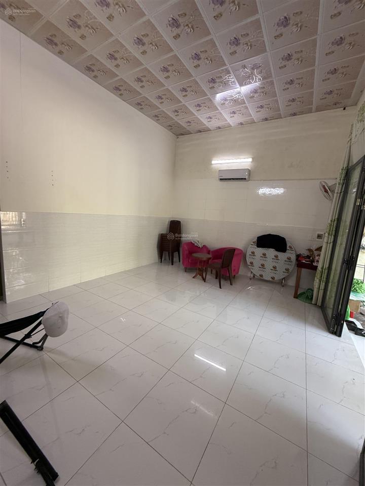 Bán nhà riêng tại tổ 5, ấp suối lớn, giá tốt, 260m2, đẹp, nhiều tiện ích