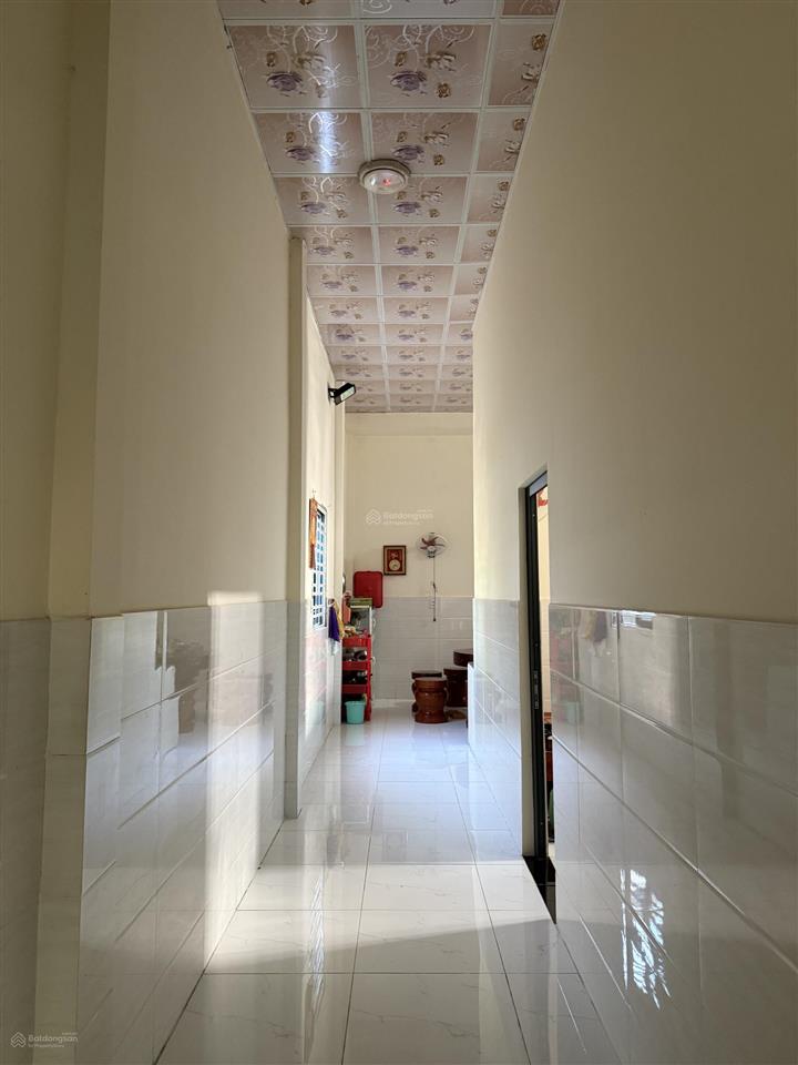 Bán nhà riêng tại tổ 5, ấp suối lớn, giá tốt, 260m2, đẹp, nhiều tiện ích