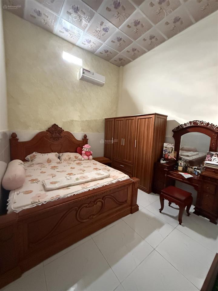 Bán nhà riêng tại tổ 5, ấp suối lớn, giá tốt, 260m2, đẹp, nhiều tiện ích