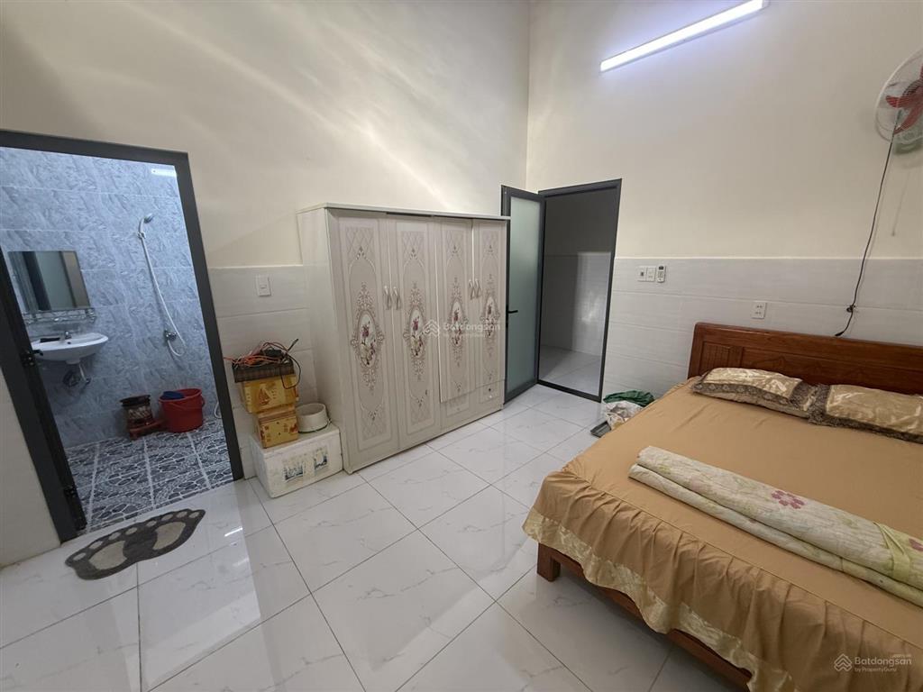 Bán nhà riêng tại tổ 5, ấp suối lớn, giá tốt, 260m2, đẹp, nhiều tiện ích