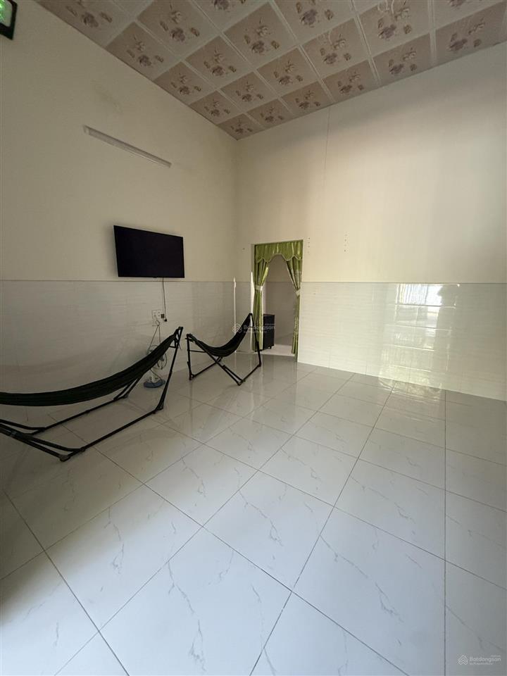 Bán nhà riêng tại tổ 5, ấp suối lớn, giá tốt, 260m2, đẹp, nhiều tiện ích