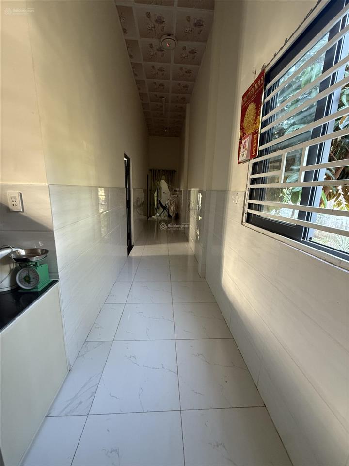 Bán nhà riêng tại tổ 5, ấp suối lớn, giá tốt, 260m2, đẹp, nhiều tiện ích