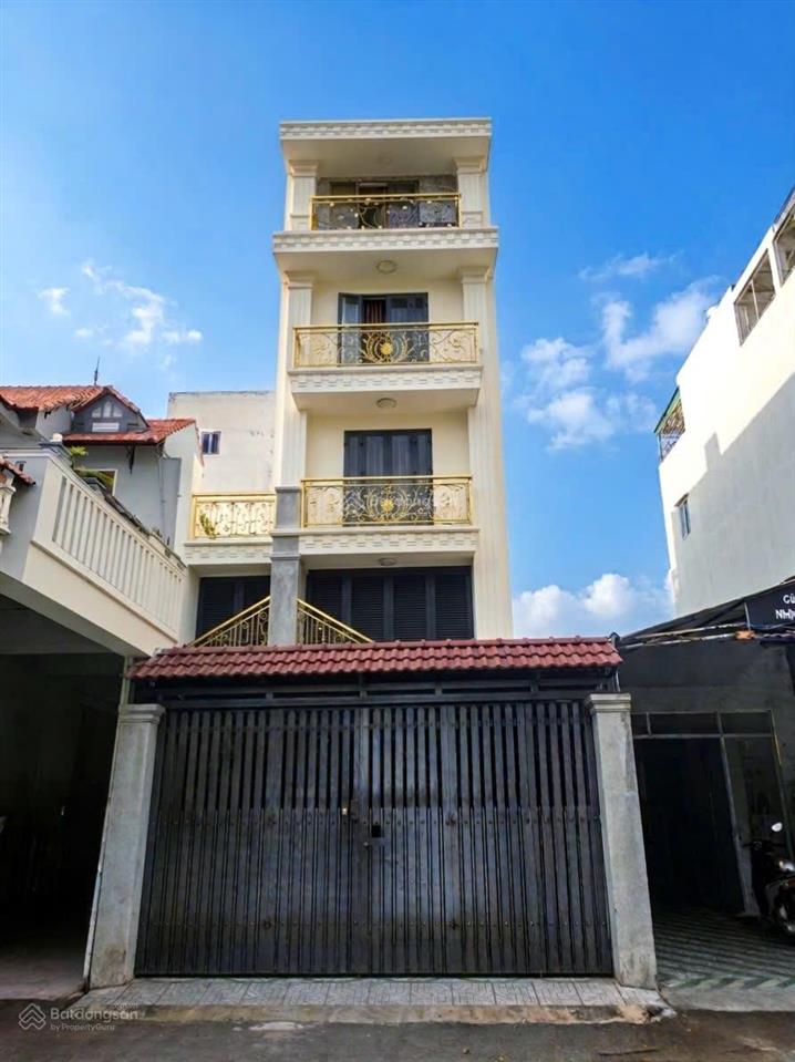 Nhà 5 tầng  ngang gần 5m khu chợ bình triệu  11.9t tl