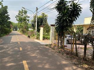 Cần bán nhà và đất lô góc 2 mặt tiền diện tích lớn, giá tốt tại bến tượng, bến cát, tp hcm