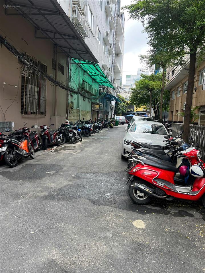 Bán tòa nhà 2 mt nguyễn văn trỗi q. tân bình, 11x15m cn 168.7m2, hầm + 10 tầng, hdt 260 tr/tháng