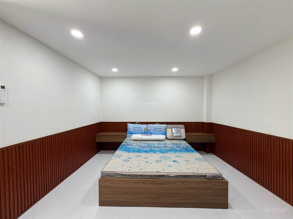 1 sẹc đường bạch đằng nằm giữa chợ bà chiểu  n4hx, 58m2 2 tầng, hẻm ba gác, giá chỉ 4,8 tỷ tl