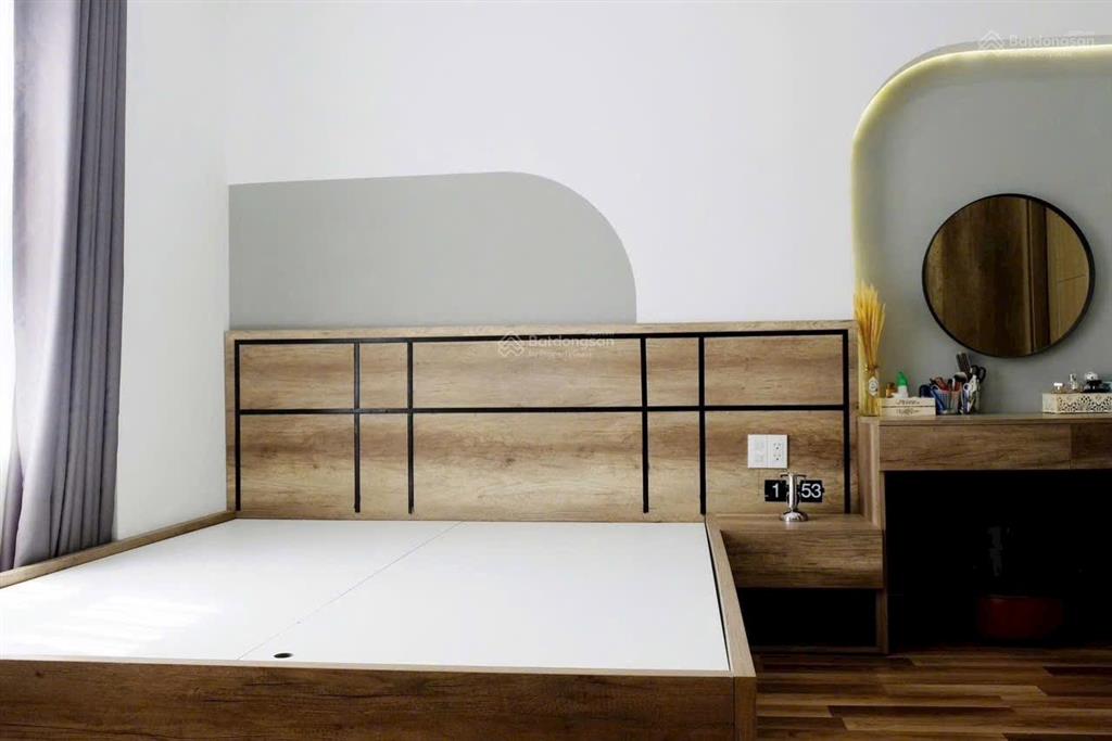 Bán căn hộ saigon south giá 5tỷ 8 nhà đẹp vào ở ngay nơi thất như hình