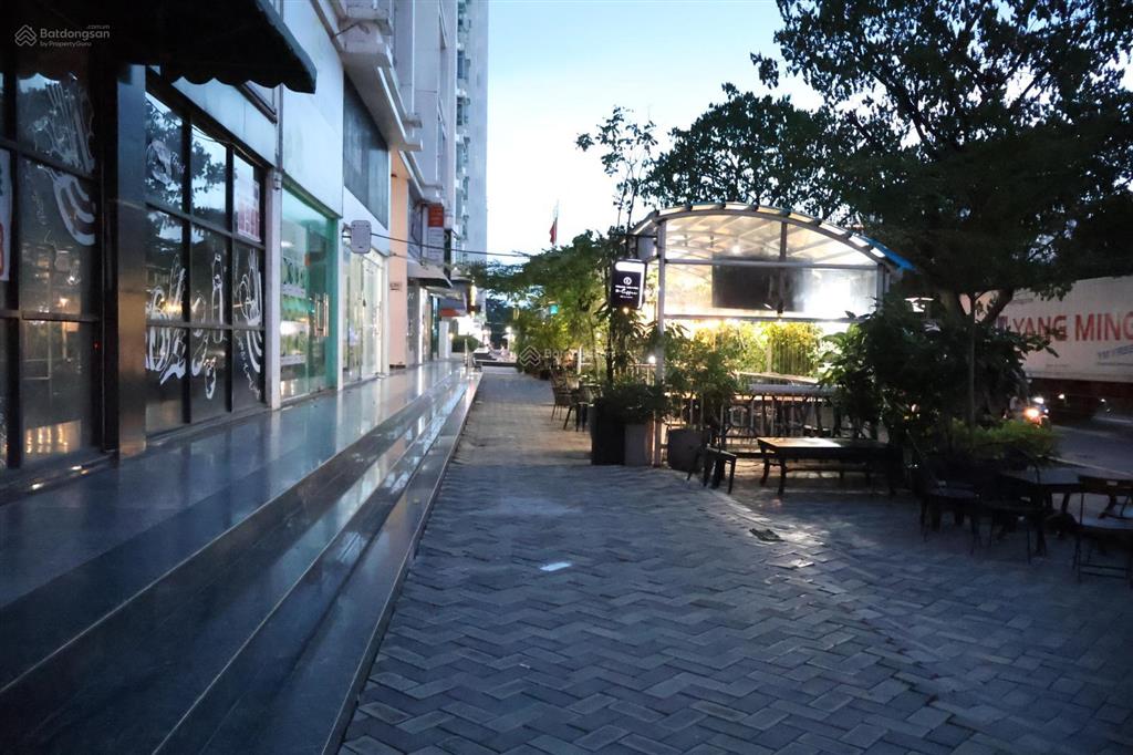 Cho thuê căn hộ phú hoàng anh 88m 2pn 2wc giá 9tr5 view công viên