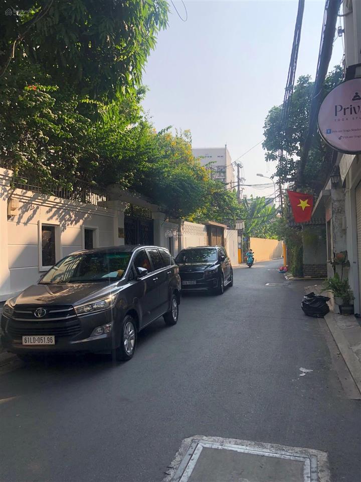 Hxh đẹp  khu hiếm nhà bán nguyển văn trỗi  oto vào nhà  dt (4x12.5m)  kết cấu chuẩn  sổ nét