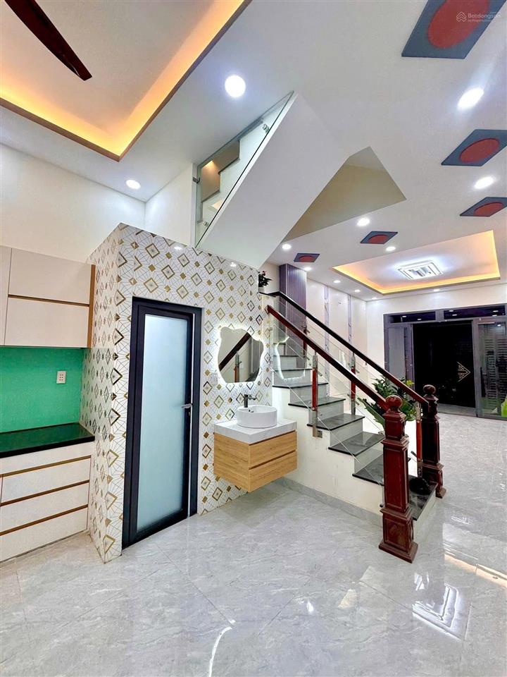 Nhà hẻm ô tô thông âu dương lân phạm thế hiển dt (4.3x14.5m), 4 tầng, mới 100%