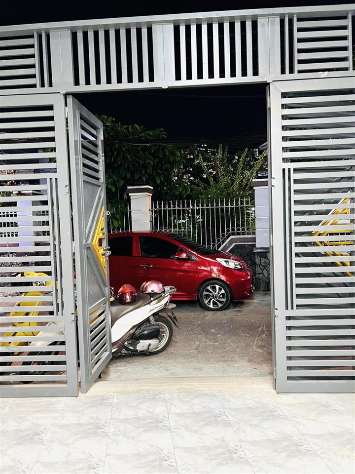 Nhà hẻm ô tô thông âu dương lân phạm thế hiển dt (4.3x14.5m), 4 tầng, mới 100%