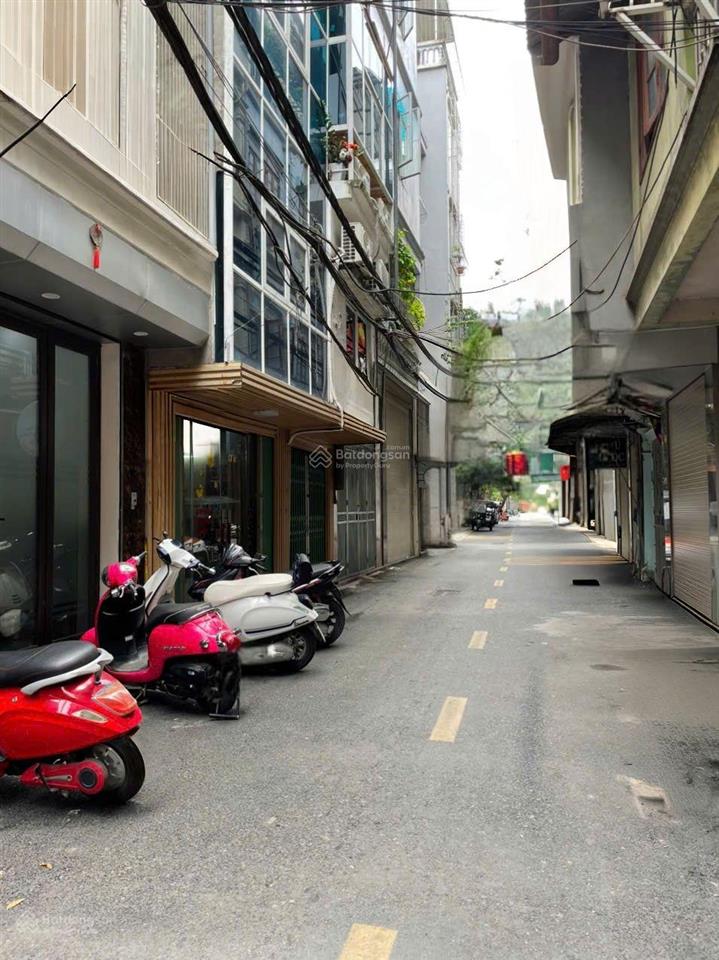 Tân mai  hiếm ô tô ngủ trong nhà 2 thoáng kinh doanh đỉnh  6,5 tỷ không nhiều căn quanh khu