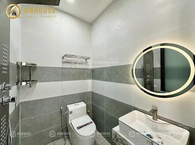 Phòng mới xây 100%full nội thấtban côngcửa sổ tocầu vượt tân thới hiệp