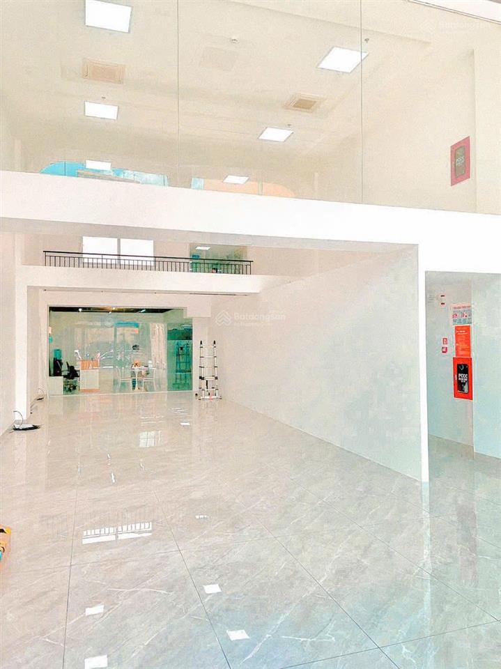 Cho thuê mặt bằng trệt 80m2 tòa nhà mt lê văn duyệt bình thạnh