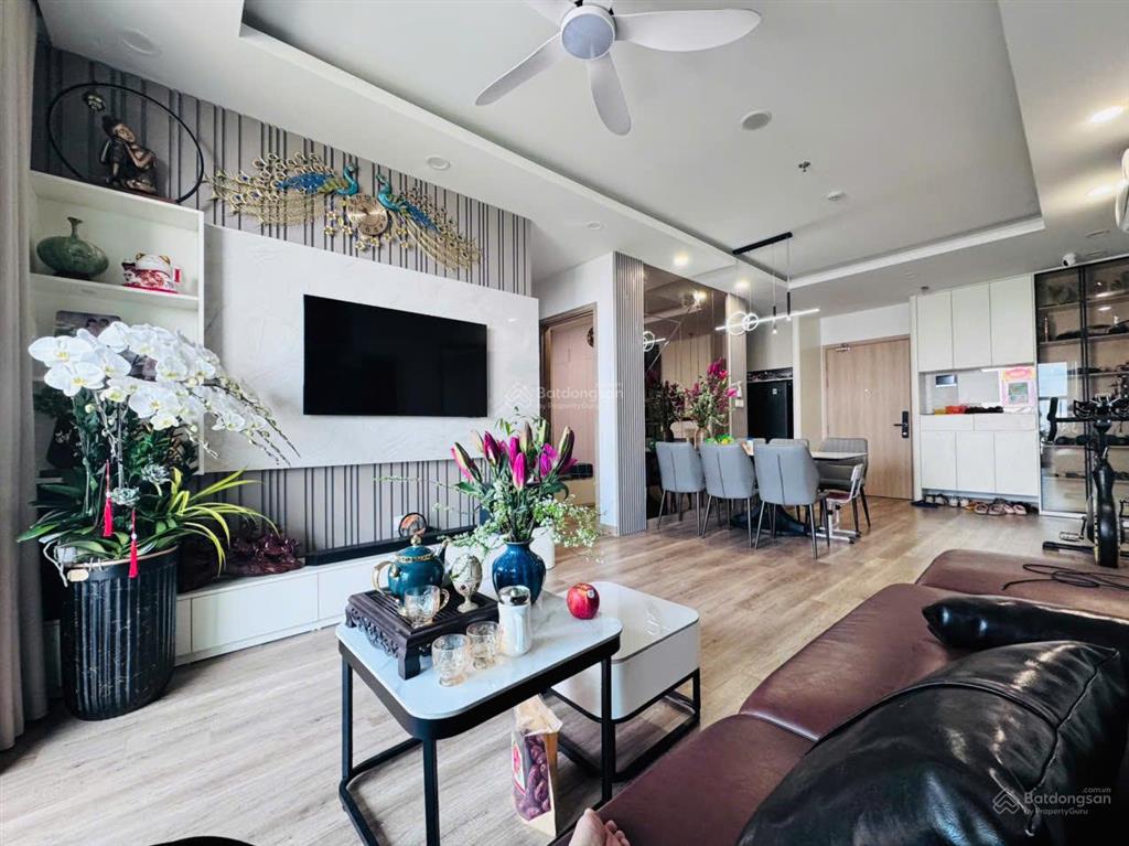 Bán nhanh căn góc 3 ngủ 114m2 tại the wisteria hidone, tầng trung, view đẹp, giá 6.4 tỷ