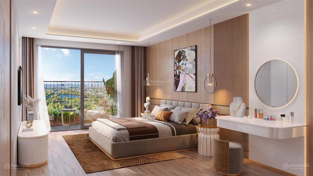 Bán nhanh căn 6 ngủ 4 vệ sinh 252m2, ban công đông nam view phạm hùng, tầng trung đẹp, sổ đỏ