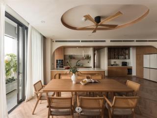 Bán nhanh căn 6 ngủ 4 vệ sinh 252m2, ban công đông nam view phạm hùng, tầng trung đẹp, sổ đỏ