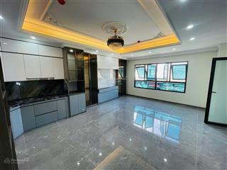 Đỗ nhuận 45m2, 7 tầng thang máy, gara ô tô, 10m ô tô tránh nhau, công viên hoà bình kế bên