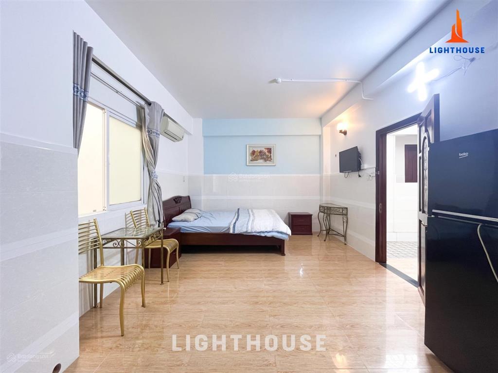 Chdv full nội thất đẹp y hình ngay ba tháng hai quận 10