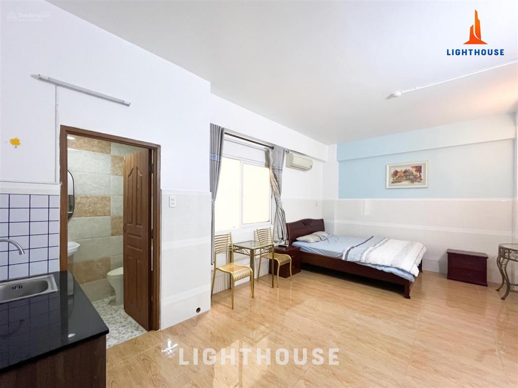 Chdv full nội thất đẹp y hình ngay ba tháng hai quận 10