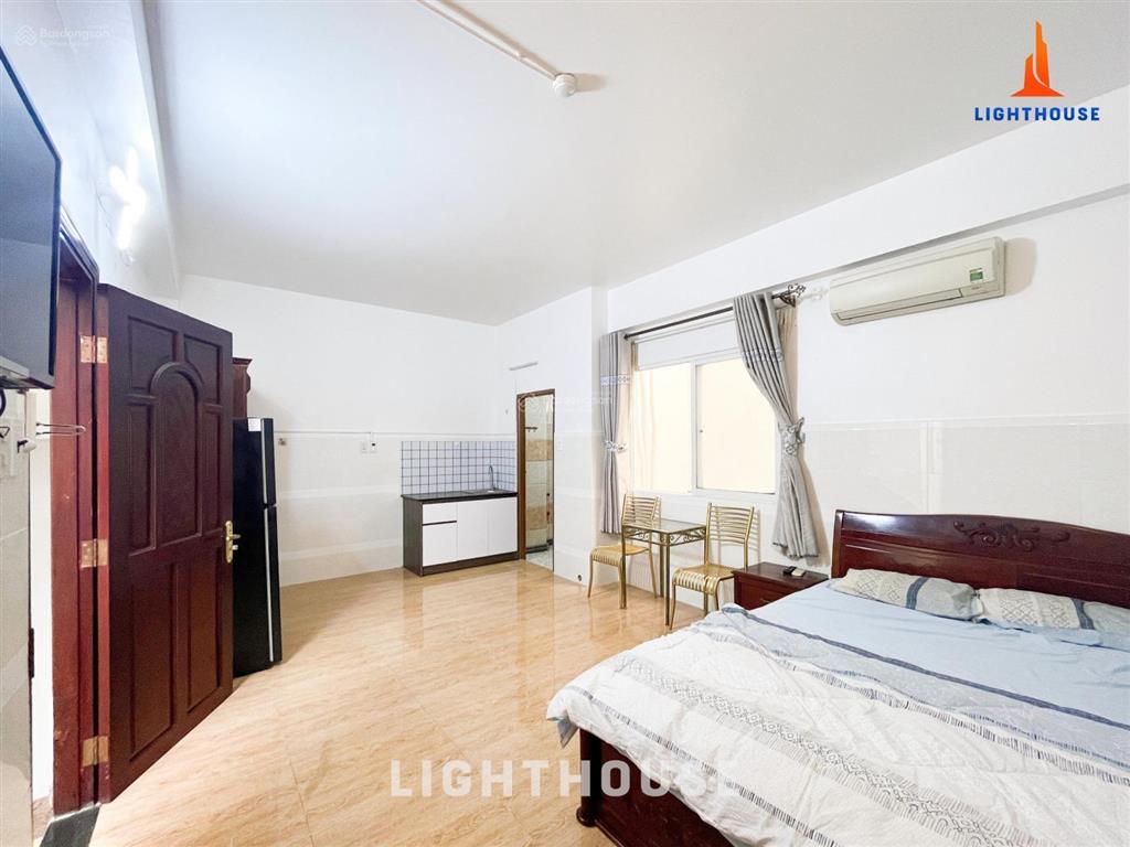 Chdv full nội thất đẹp y hình ngay ba tháng hai quận 10