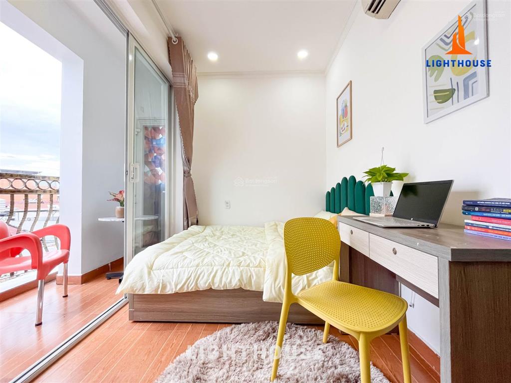 Căn hộ balcony riêng ngay cộng hòa, k300, hoàng hoa thám tân bình