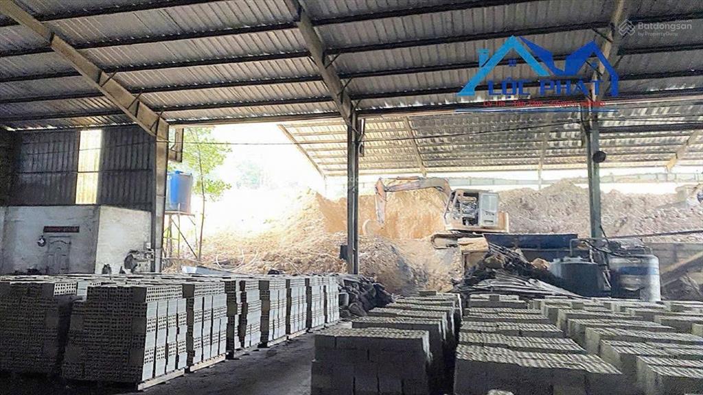 X261 bán nhà xưởng 10ha tân uyên bình dương. giá 130 tỷ.