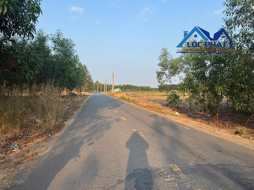 S138 bán đất skc 2.300m2 gần kcn giang điền. đã đóng tiền 1 lần giá 14,5 tỷ.