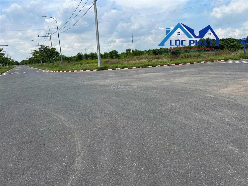 Bán đất 31.001m2 kcn giang điền, trảng bom, giá tốt chỉ 173 usd/m2 khoảng 137 tỷ thương lượng
