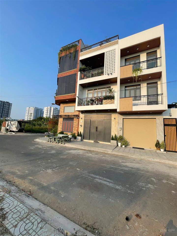 Tôi cần bán 2 nền liền kề ngang đẹp 6 x 19, thích hợp nhà vườn nghỉ dưỡng