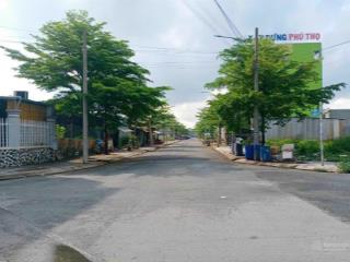 Tôi cần bán 2 nền liền kề ngang đẹp 6 x 19, thích hợp nhà vườn nghỉ dưỡng