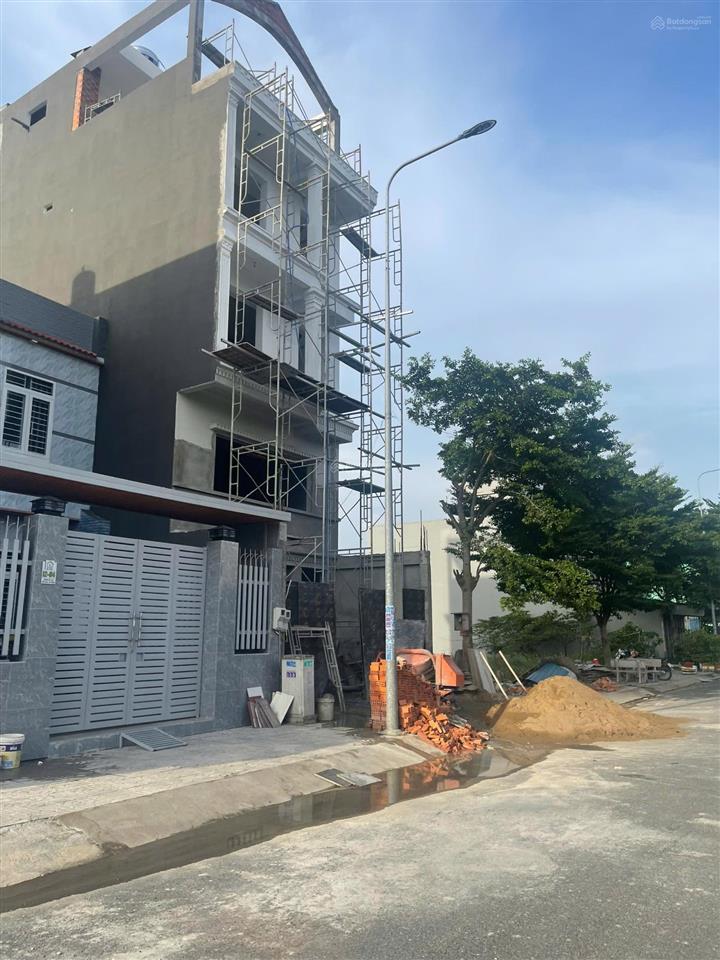 Cần ra gấp 1 lô siêu hiếm 6 x 19m đường số 10a khu víp dự án, giá cực tốt