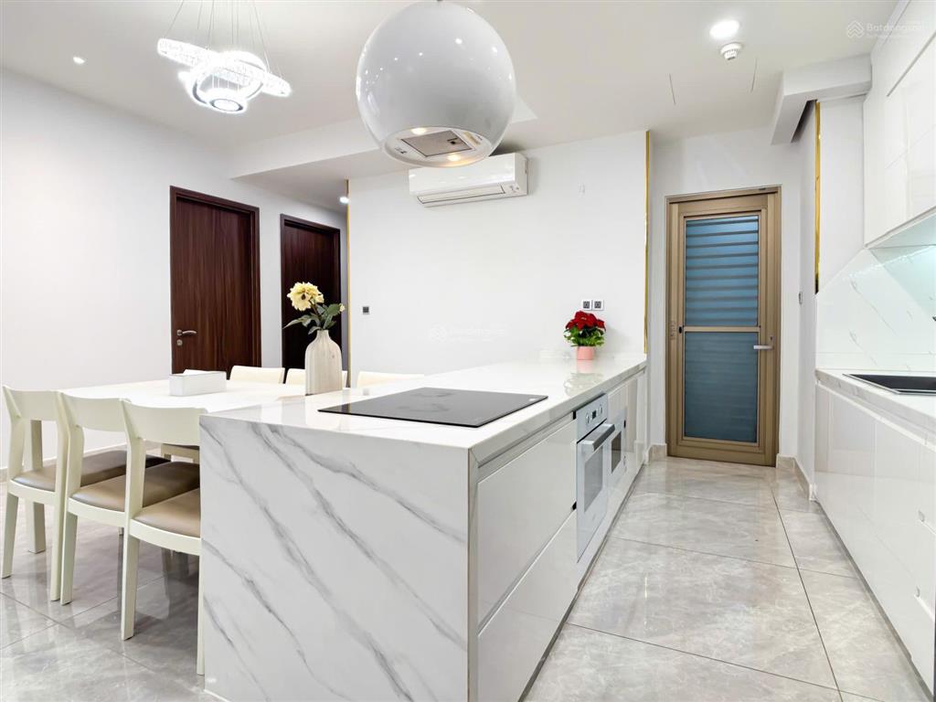 Cho thuê căn hộ midtown phú mỹ hưng 2pn, full nội thất, nhà đẹp , view thoáng  0919 612 ***