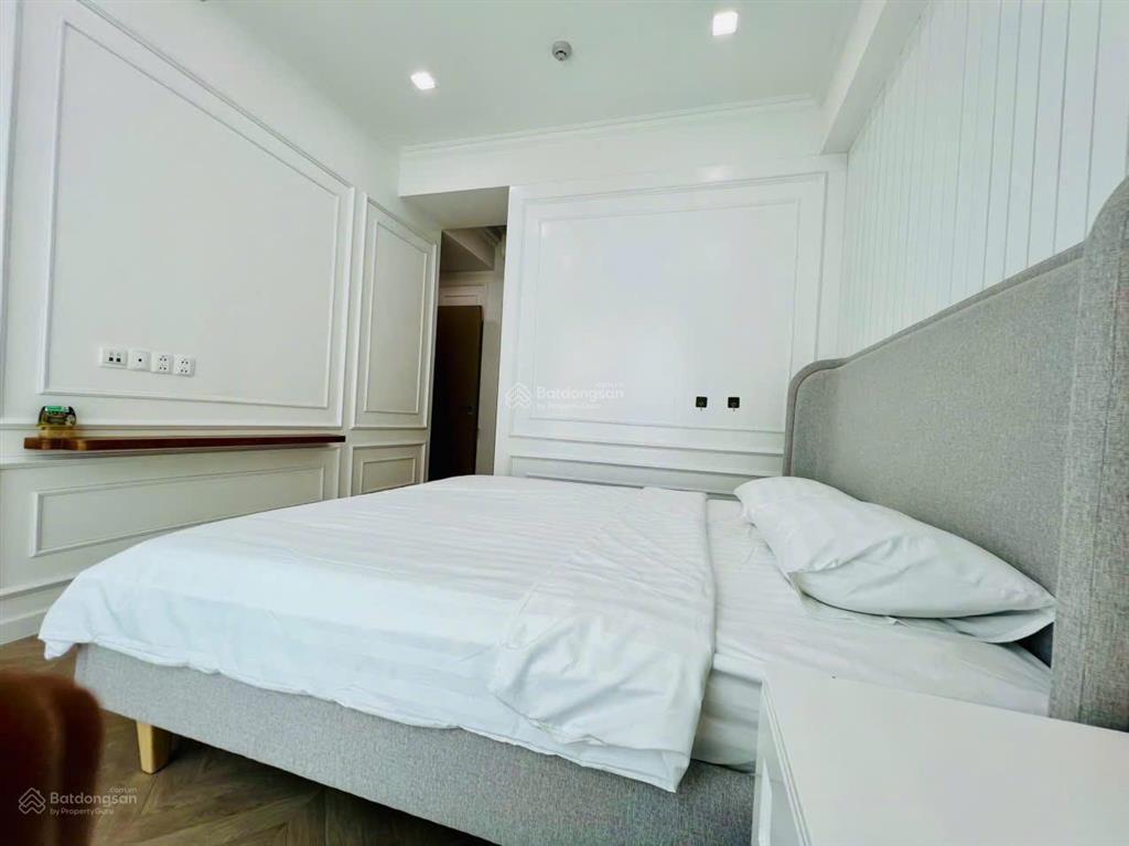 Cho thuê căn hộ the antonia, 2pn 2wc,nhà đẹp, full nội thất  em xuân 0919 612 ***