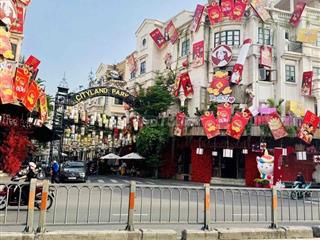 Ngay Cityland, Nhà đẹp 3 tầng, 3PN ~40M2, Sát mặt tiền Phan Văn Trị, P