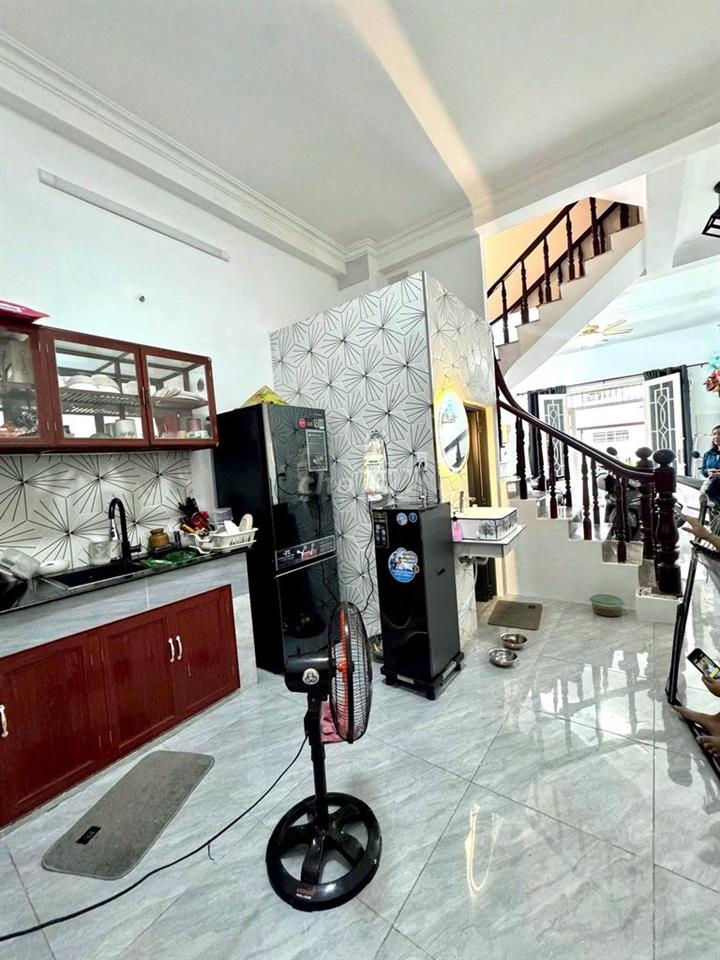 Bán nhà đẹp 4 tầng hẻm xe hơi Dương Quảng Hàm Gò Vấp 45M2, 6.5 tỷ TL