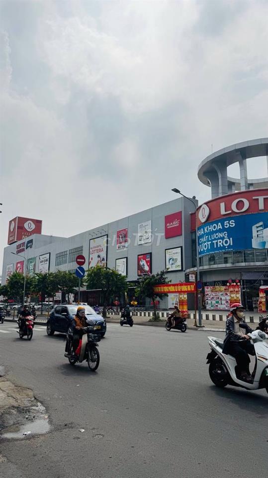 Bán nhà Gò Vấp, đối diện Lottemart Nguyễn Văn Lượng, DTSD 46M2, 3tỷ4TL