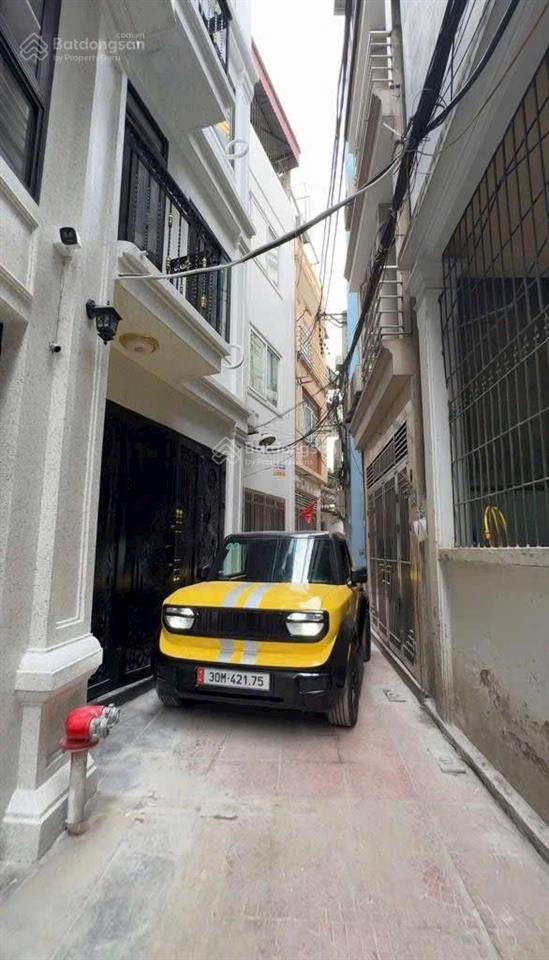 Lê trọng tấn định công 5 tầng  mới kính koong  lô góc  2 thoáng  50m ra chợ gần đường vđ 2.5