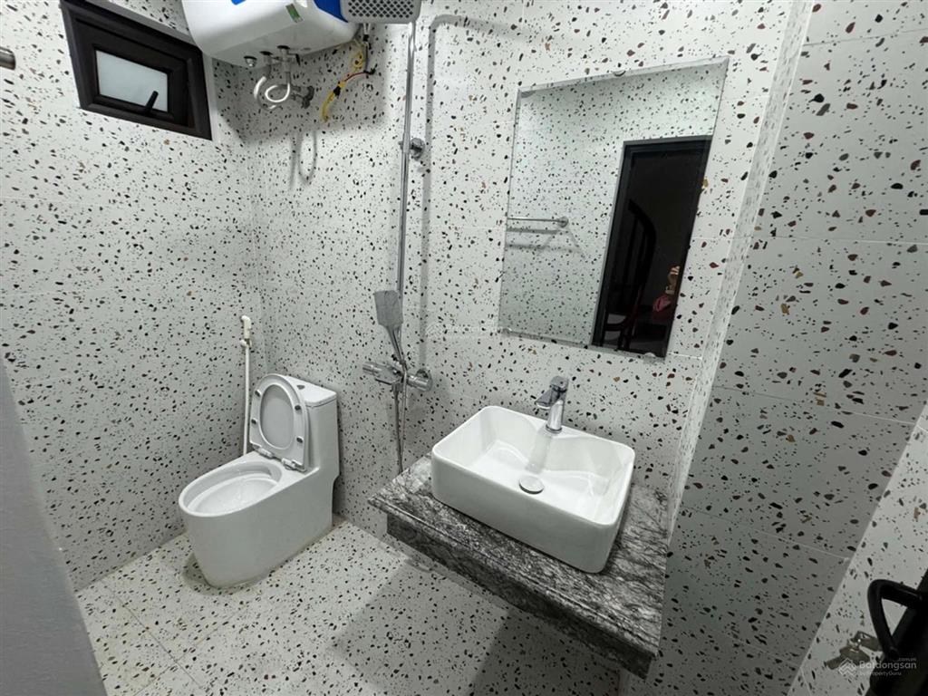 Tặng nội thất  nhà 5 tầng 42m2 chỉ 11,8 tỷ(có tl) phần lô ô tô ngõ thông  kinh doanh 