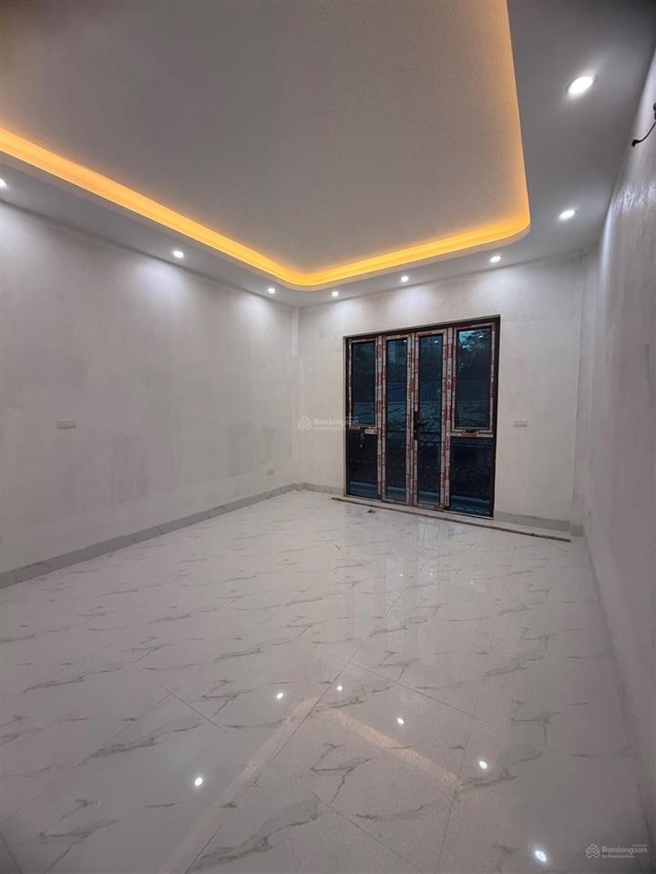 Siêu phẩm ô tô đỗ cửa  định công  lô góc  ngõ thông  tiềm năng tăng giá cao  ko quy hoạch
