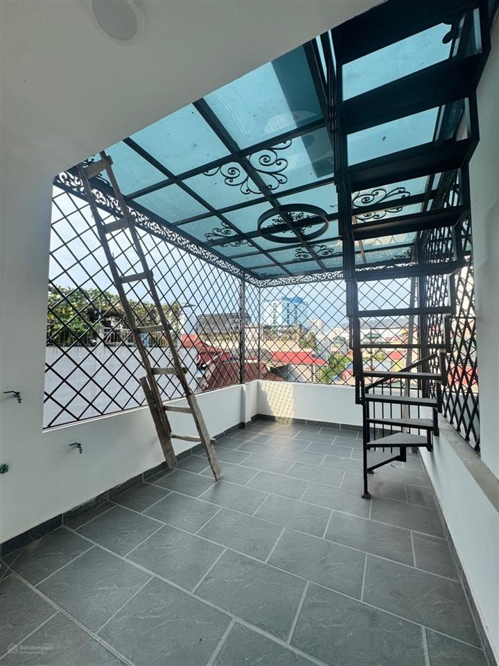 Nhà mới tinh  6 tầng  thang máy  trung tâm phố mới  sau qh giải phóng, kim đồng  41m2
