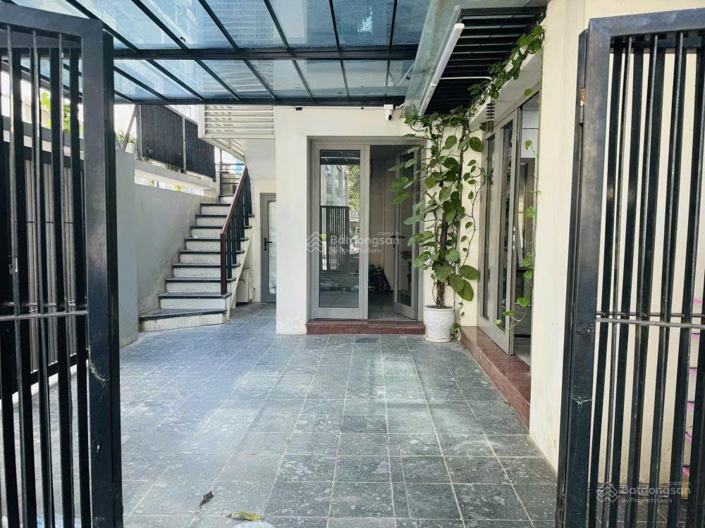 Bán lk vip nguyễn tuân  lô góc  107m2  mt 20m, giá 76 tỷ, kinh doanh, thang máy